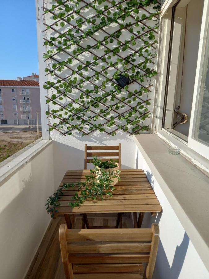 Savana House Peniche Hotell Exteriör bild